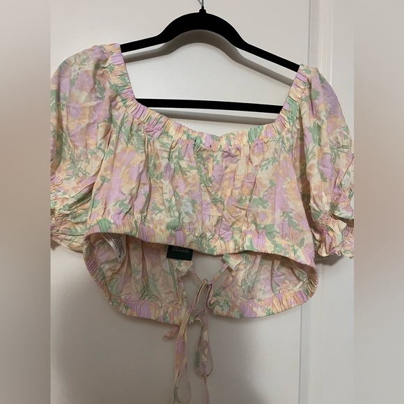 Floral crop top , wild fable size large (NWT) - Picture 3 of 5